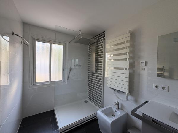 Montpellier (34000) Montpellier Cité MION. Maison d'architecte avec 4 chambres & piscine.