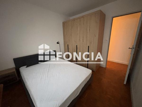 Location Appartement 3 pièces 64.9 m² - 38 PLACE RABELAIS Tours 37000