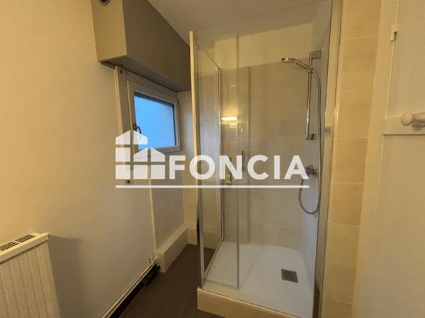 Location Appartement 3 pièces 64.9 m² - 38 PLACE RABELAIS Tours 37000