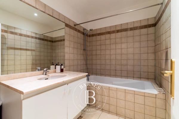 Neuilly-sur-Seine, Appartement 3 Chambres -  108 m² à vendre