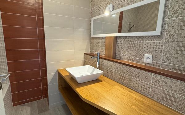 Appartement à vendre    3 pièces • 61,22 m2 Bayonne