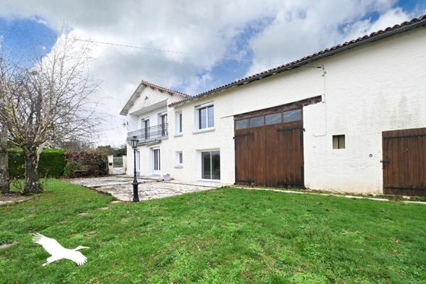 Maison à vendre |  Savigné |  8 pièces | 169 m²