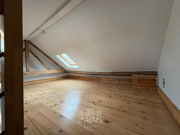QPV - Vieux Lille - T3 bis en duplex non meublé