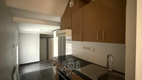 QPV - Vieux Lille - T3 bis en duplex non meublé