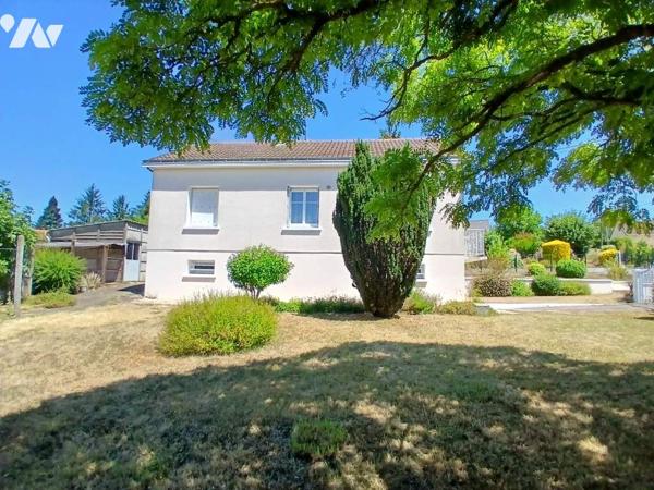 Pavillon avec terrain clos et dépendances