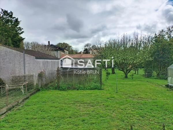 MAISON DE TYPE T5  - A RENOVER - ENVIRON 88 m²