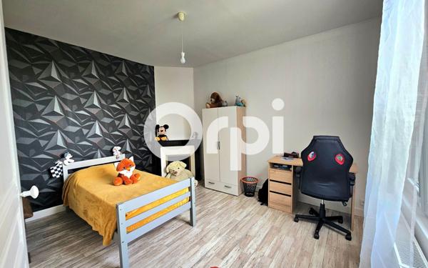 Maison à vendre    4 pièces •  La Fère