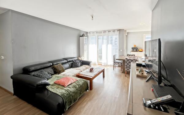 Appartement à vendre    4 pièces • 80 m2 Cergy