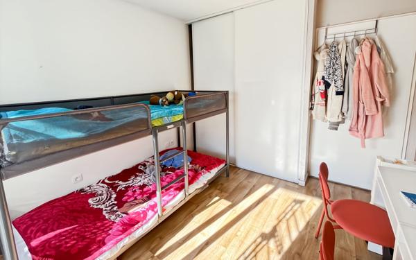 Appartement à vendre    4 pièces • 80 m2 Cergy