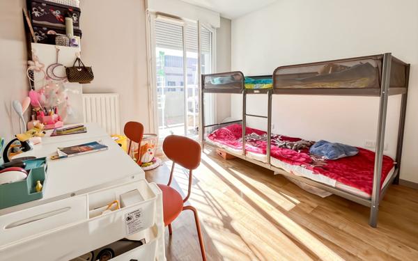 Appartement à vendre    4 pièces • 80 m2 Cergy