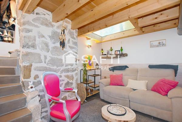 Maison de ville rénovée avec terrasse – Montbrison centre