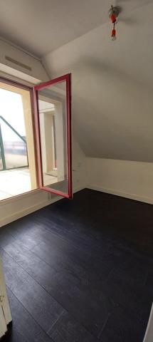 CENTRE-VILLE DE BETHUNE T2 de 30 m² avec terrasse exposée sud et parking privatif !