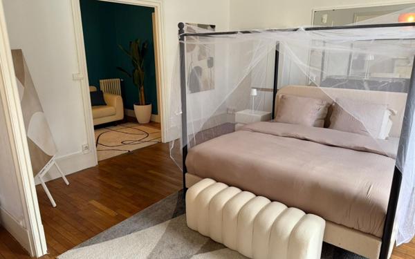 Appartement à louer    2 pièces • 114 m2 Saint-Quentin