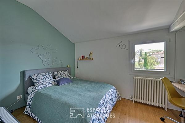 Maison de charme avec cour et bassin Nîmes, quartier Révolution