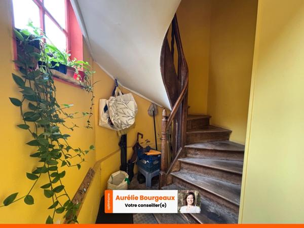 Ensemble Immobilier avec Cour, Dépendances et Accès à la Risle – La Ferrière-sur-Risle (27760)