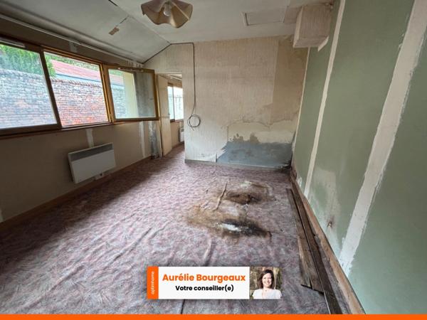 Ensemble Immobilier avec Cour, Dépendances et Accès à la Risle – La Ferrière-sur-Risle (27760)