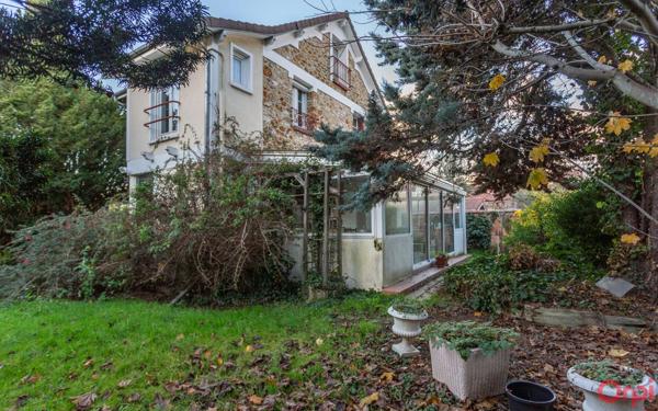 Maison à vendre    4 pièces • 90 m2 Sainte-Geneviève-des-Bois