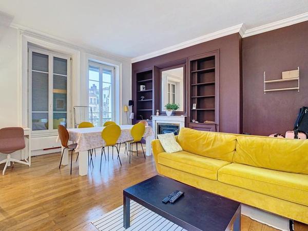 T2- MEUBLE – 61 m2 – 69006 LYON