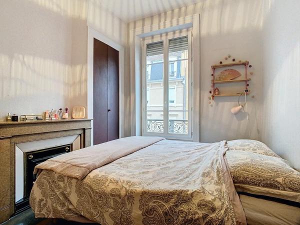 T2- MEUBLE – 61 m2 – 69006 LYON