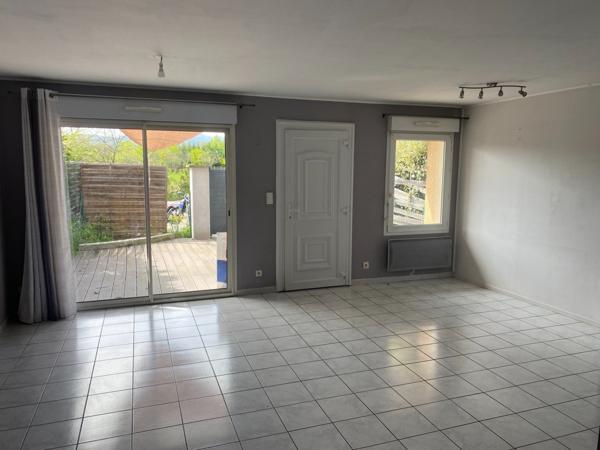 construction de 2000, maison T3+ jardin+parking privée