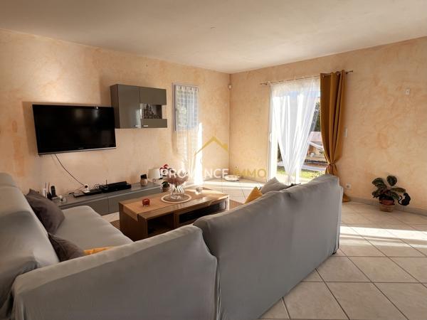 Mallemort (13370) Maison d'habitation de 145 m2 et entrepôt de 82 m2