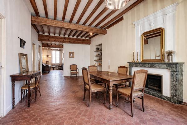 Appartement T3 85 m2 Avignon intra muros, charme et provençale