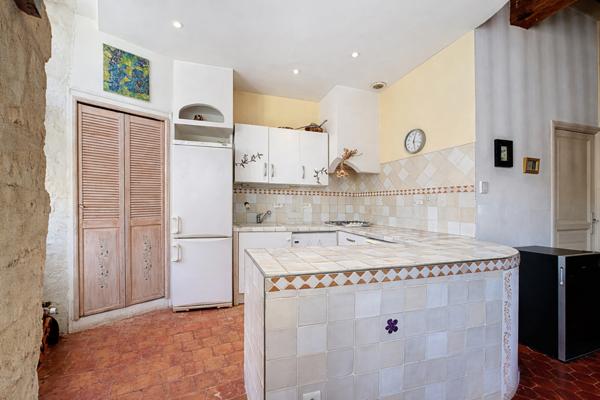 Appartement T3 85 m2 Avignon intra muros, charme et provençale