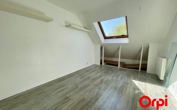 Maison à vendre    6 pièces • 113,40 m2 Montigny-le-Bretonneux