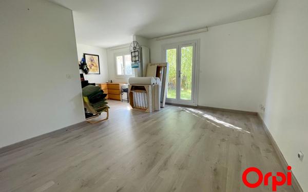 Maison à vendre    6 pièces • 113,40 m2 Montigny-le-Bretonneux