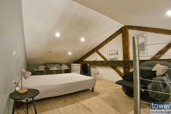 AFFAIRE à saisir ! Somptueuse maison en pierre intégralement restaurée - 166 m² - 5 pièces + GARAGE 115 m²