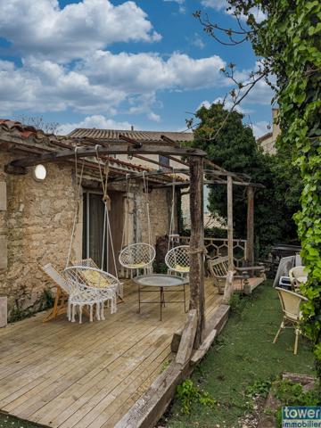 AFFAIRE à saisir ! Somptueuse maison en pierre intégralement restaurée - 166 m² - 5 pièces + GARAGE 115 m²