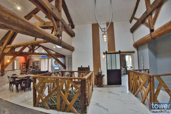 AFFAIRE à saisir ! Somptueuse maison en pierre intégralement restaurée - 166 m² - 5 pièces + GARAGE 115 m²