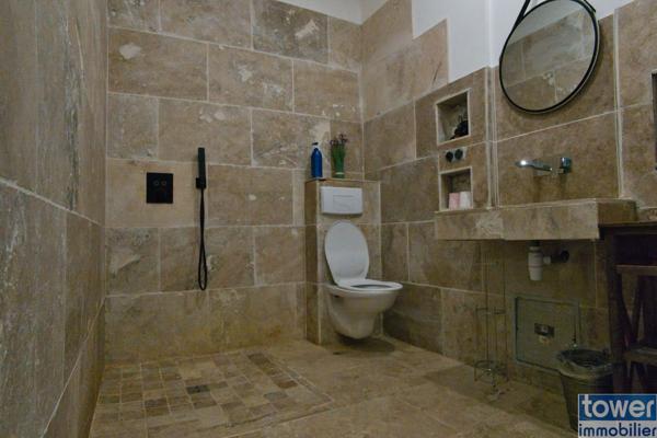 AFFAIRE à saisir ! Somptueuse maison en pierre intégralement restaurée - 166 m² - 5 pièces + GARAGE 115 m²