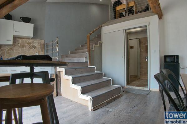 AFFAIRE à saisir ! Somptueuse maison en pierre intégralement restaurée - 166 m² - 5 pièces + GARAGE 115 m²