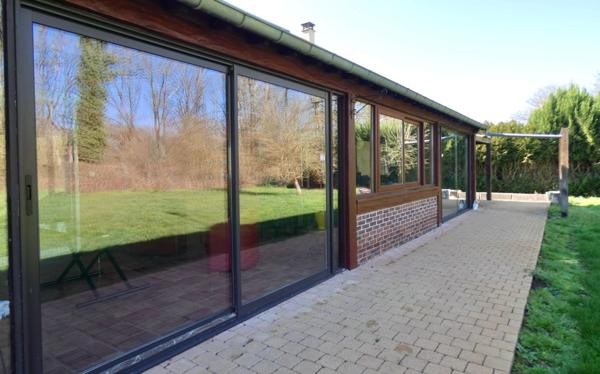 Maison
                                                                                                                                                                                                                                                                                                                        8 pièce(s)                                                                                                                                                                                                          4 chambre(s)                                                                                                                                                                                                          182  m²