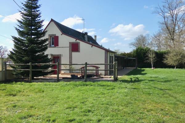 Maison
                                                                                                                                                                                                                                                                                                                        8 pièce(s)                                                                                                                                                                                                          4 chambre(s)                                                                                                                                                                                                          182  m²