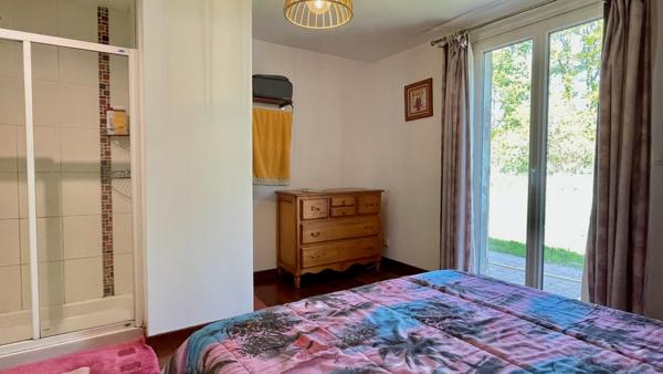 Maison
                                                                                                                                                                                                                                                                                                                        8 pièce(s)                                                                                                                                                                                                          4 chambre(s)                                                                                                                                                                                                          182  m²