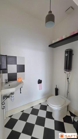 Superbe maison bourgeoise T7, cour et garage avec combles aménageables