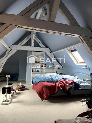 Grande maison en coeur de ville avec garage et patio