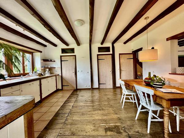 Maison en pierre avec grange et possibilité de gîtes – Piégut-Pluviers (Dordogne)