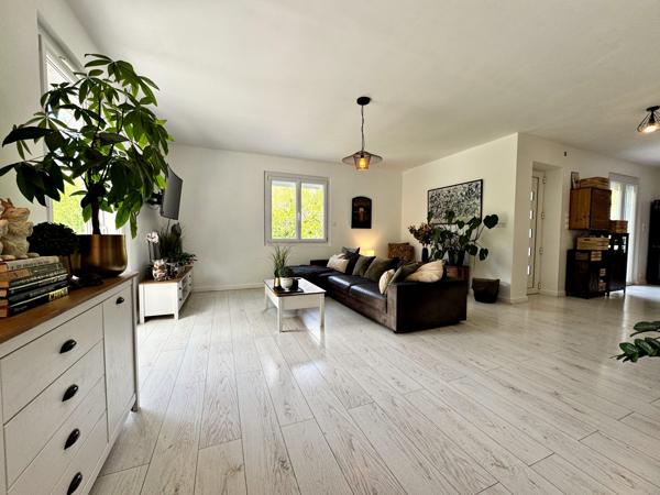 Entre mer et montagne : maison avec piscine, grand terrain et panorama d’exception