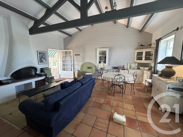 Maison à vendre  4 pièces - 89 m 2   STE MARIE DE RE  - 17