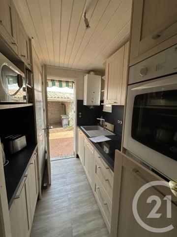 Maison à vendre  4 pièces - 89 m 2   STE MARIE DE RE  - 17