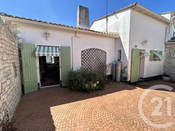 Maison à vendre  4 pièces - 89 m 2   STE MARIE DE RE  - 17