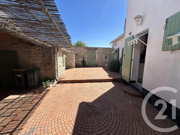 Maison à vendre  4 pièces - 89 m 2   STE MARIE DE RE  - 17