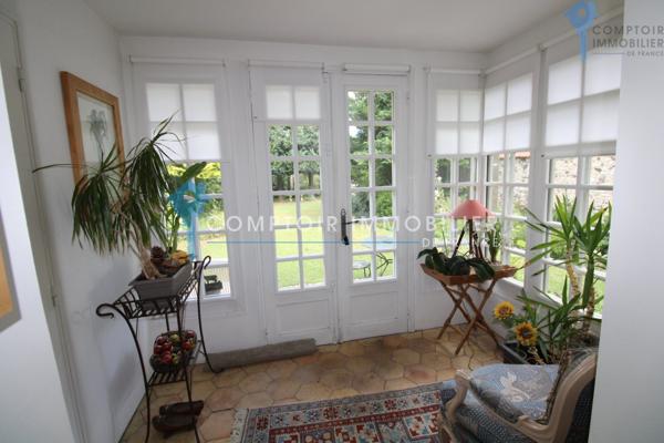 Propriete
                                                                                                                                                                                                                                                                                                                        9 pièce(s)                                                                                                                                                                                                          5 chambre(s)                                                                                                                                                                                                          190  m²