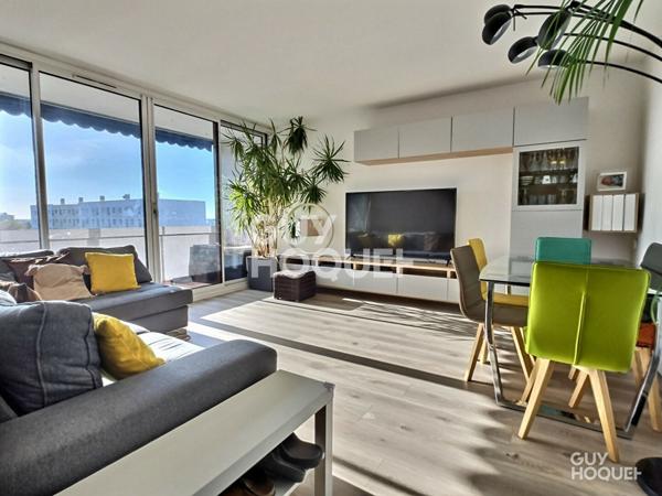 À VENDRE BEAU 4 PIÈCES DE 77m² + LOGGIA