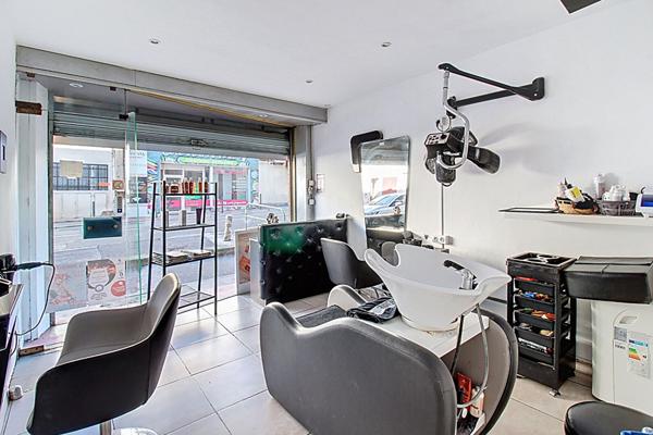 EXCLUSIVITE A VENDRE DRAGUIGNAN - MURS COMMERCIAUX 16 m²