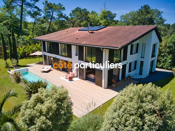 Vente Maison310 m² - 7 Pièces - ARCANGUES (64200)