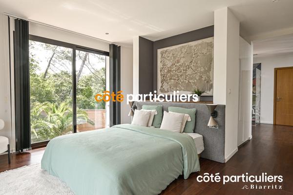 Vente Maison310 m² - 7 Pièces - ARCANGUES (64200)